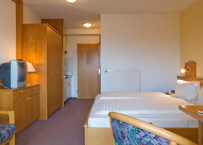 Appartementhotel Mitterdorf 아파트호텔 미테르피르미안스로이트